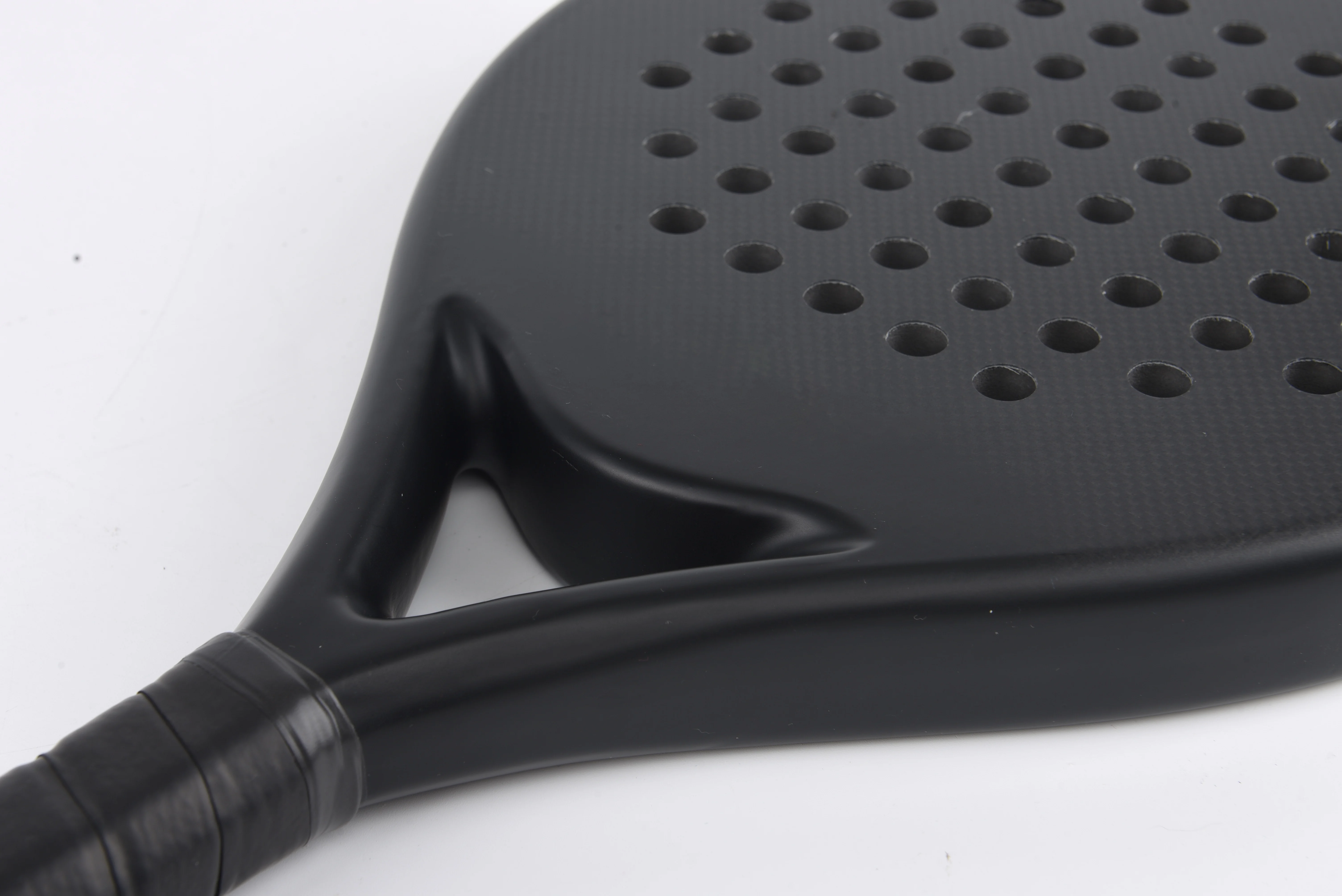 Best Quality diamond/teardrop/round shape 3K/12K/18K carbon padel  racket Custom Logo