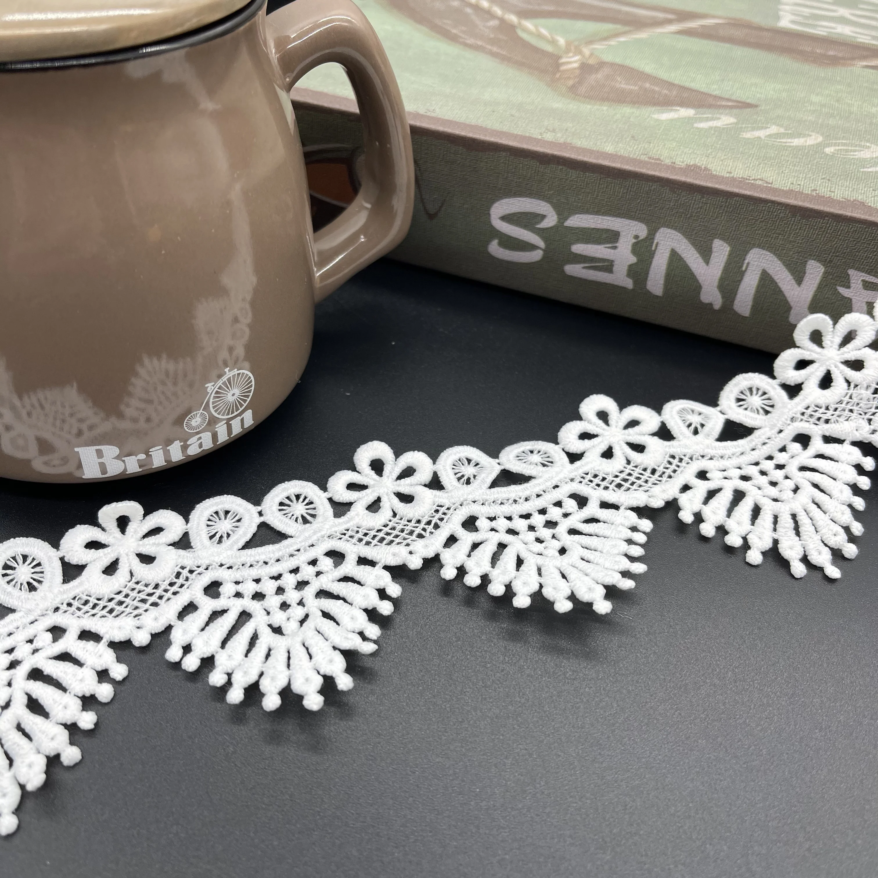 Женский комплект с длинным кружевным бюстгальтером, водорастворимые кружевные спортивные брюки из 100% полиэстера с вышивкой