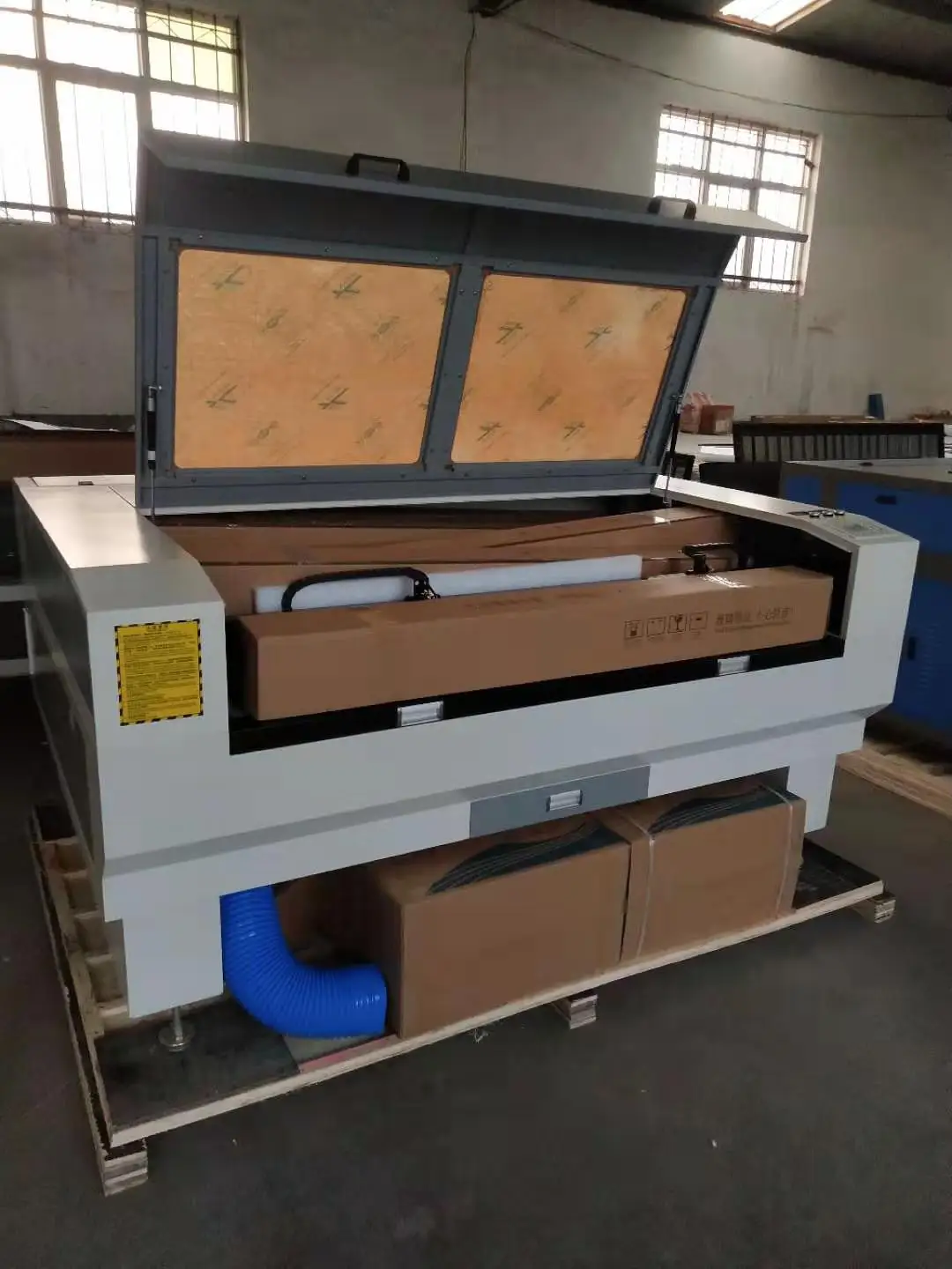 Fabric Laser cutting machine  1610