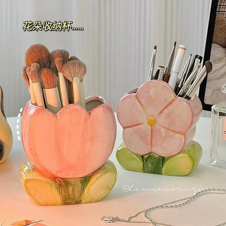 Tulip Shaped Pink Ceramic Vase, Decorative Colored Ceramics Vases Cute Home Decor, Multifunctional Vase for Wedding Decoration