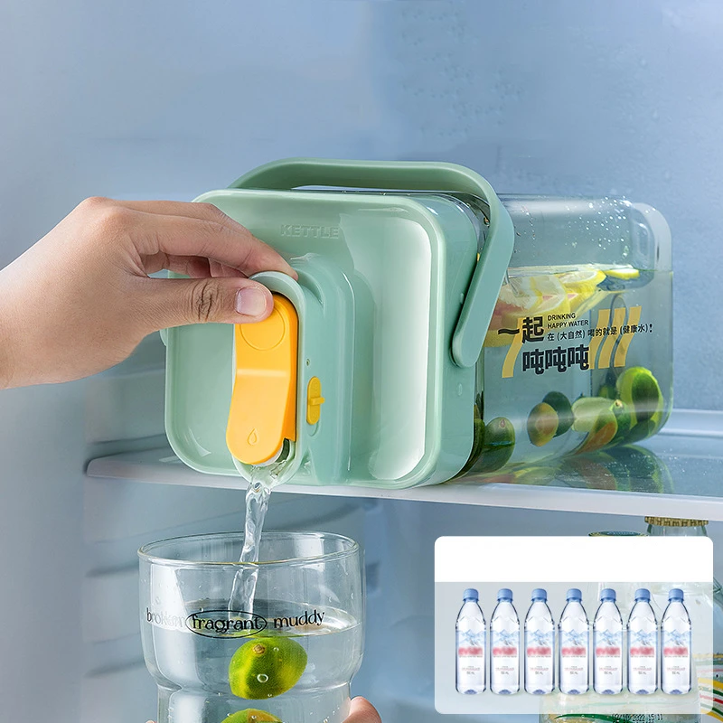 3.5 -4Liters Water Bottle with Faucet Large-capacity Fruit Tea Drinking Bottle Outdoor Camping Sports Kettle Portable Plastic Cu