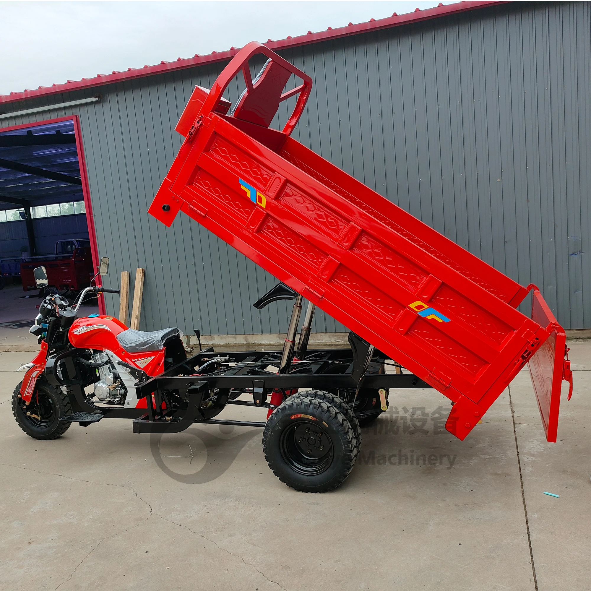 Chinese  200CC passengers gasoline motorized tricycle 3 wheel motorcycle gasoline petrol High Power Electric Motorcycle Cargo