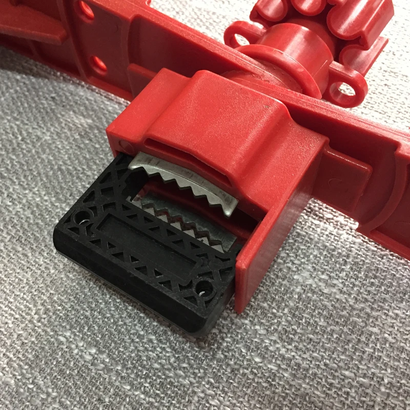 Safety Universal Hand Wheel Gate Ball Valve Lockout Devices with single arm