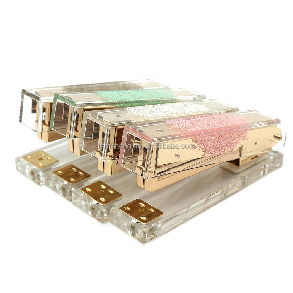 Поставки с фабрики в Китае 24/6 прозрачный степлер аксессуары для рабочего стола розовое кружево печатный узор Золотая полная полоска сделанный вручную металл