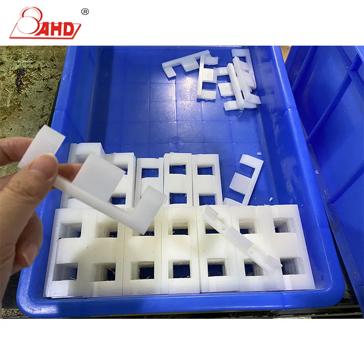 Пользовательские белые детали для станков с ЧПУ из ПЭ, быстрая обработка механических деталей, детали для станков с ЧПУ