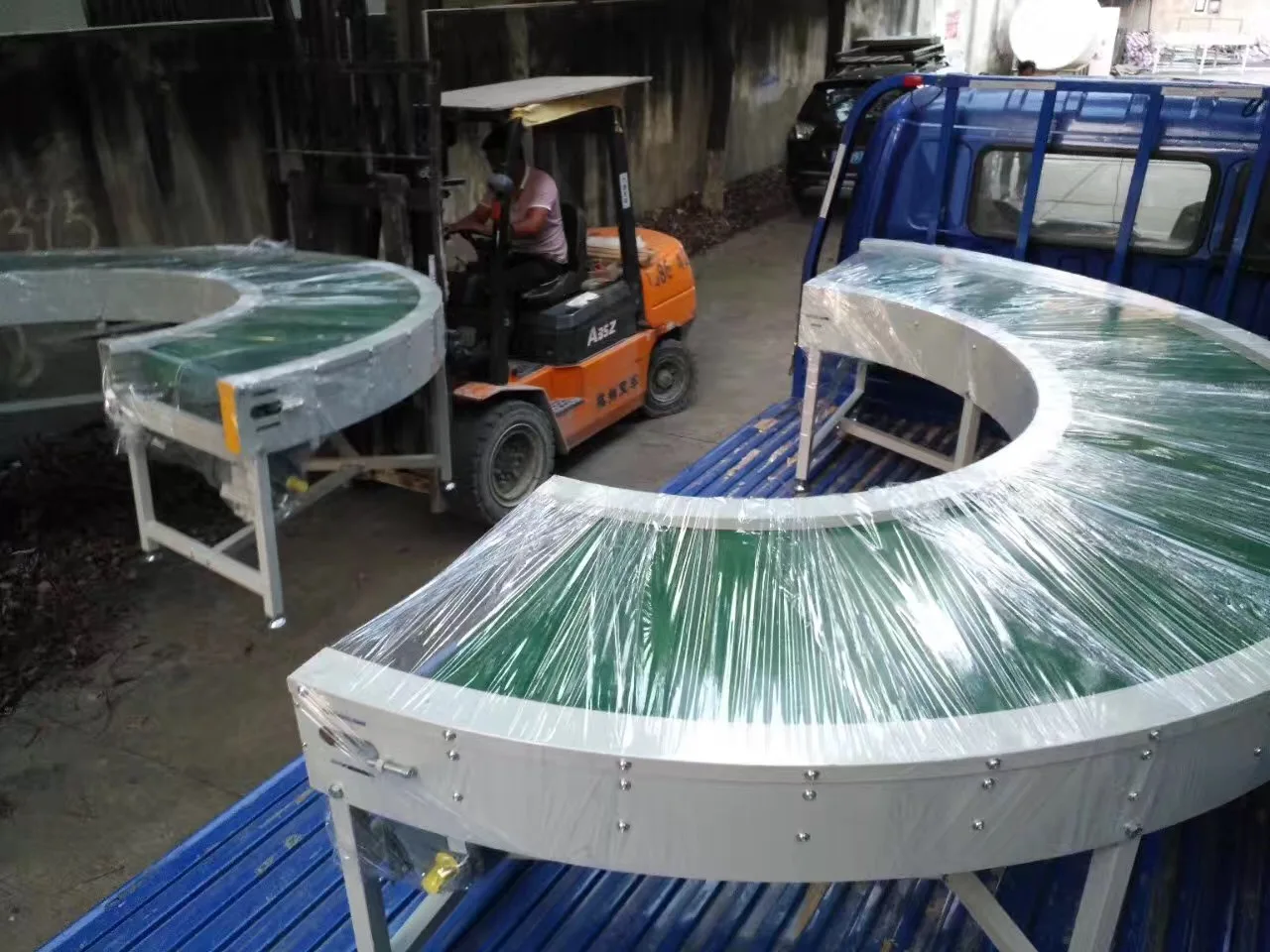 High quality powered Circular belt transport belt conveyor systems