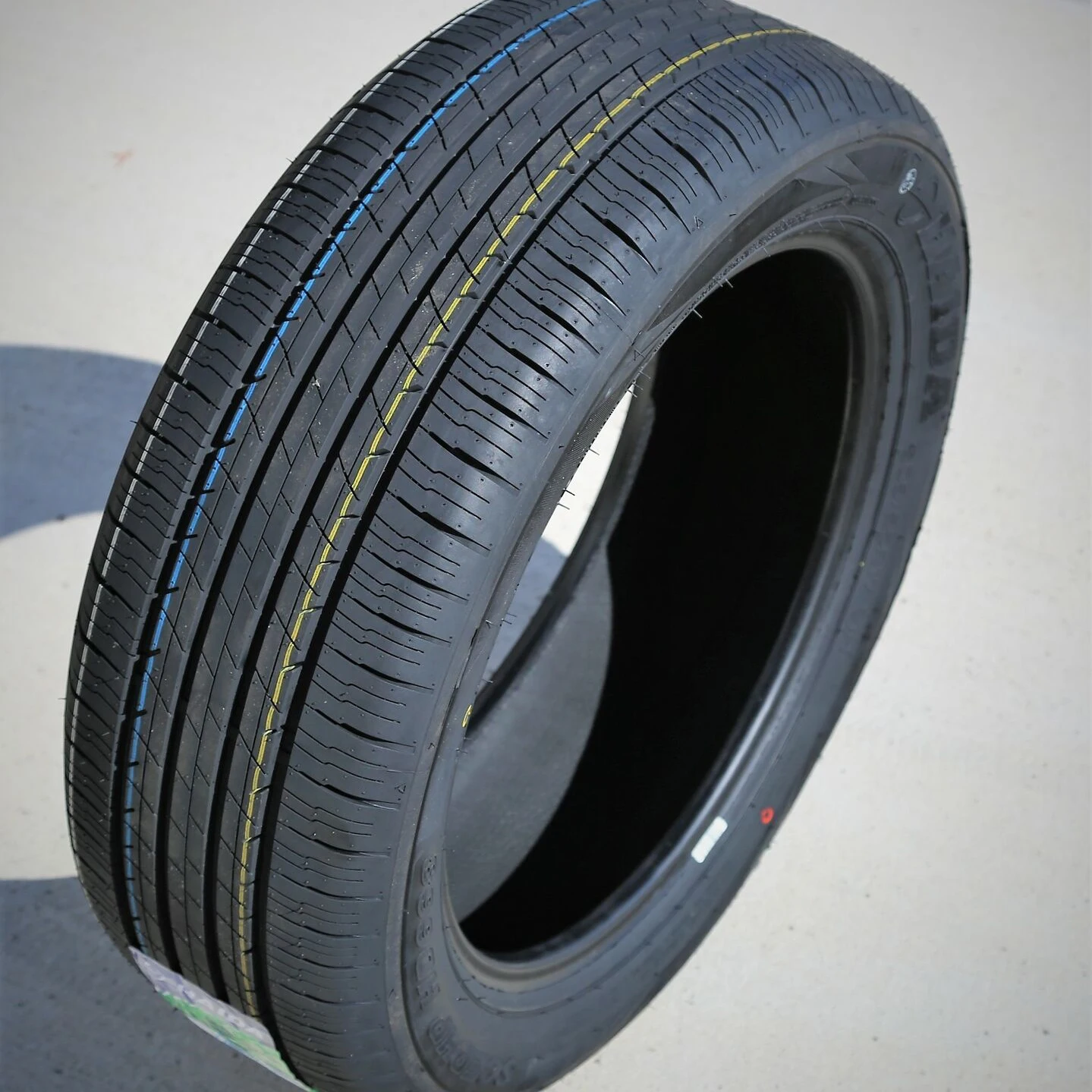 High performance cheap car tyres 205/55R17 car tire made in china
