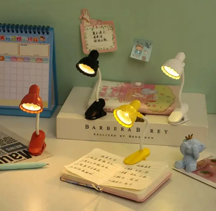 New mini portable clip small desk lamp random Angle rotation free bending small book clip night light