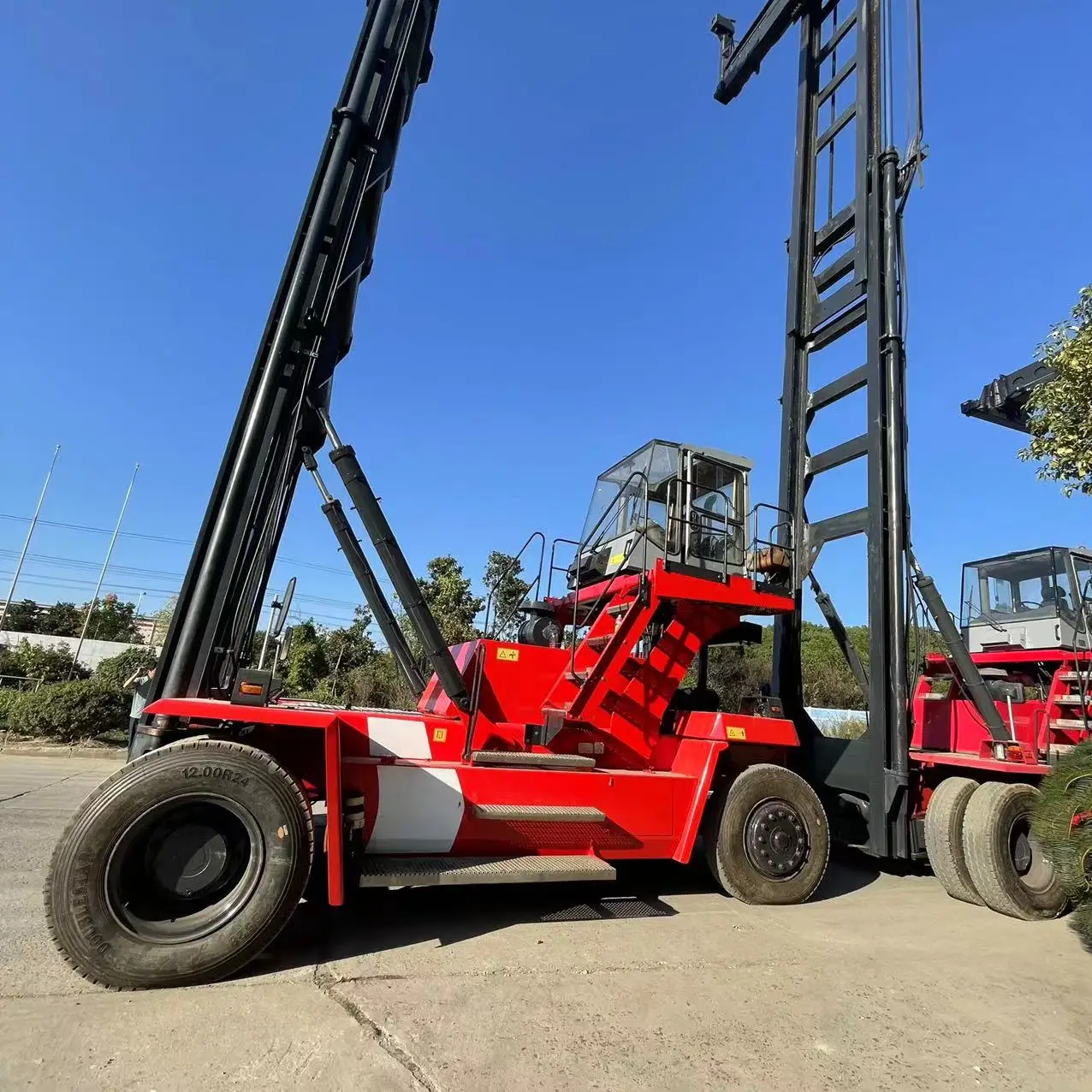 excellent condition global limited original japan kalmar fantuzzi 8ton used empty container handler