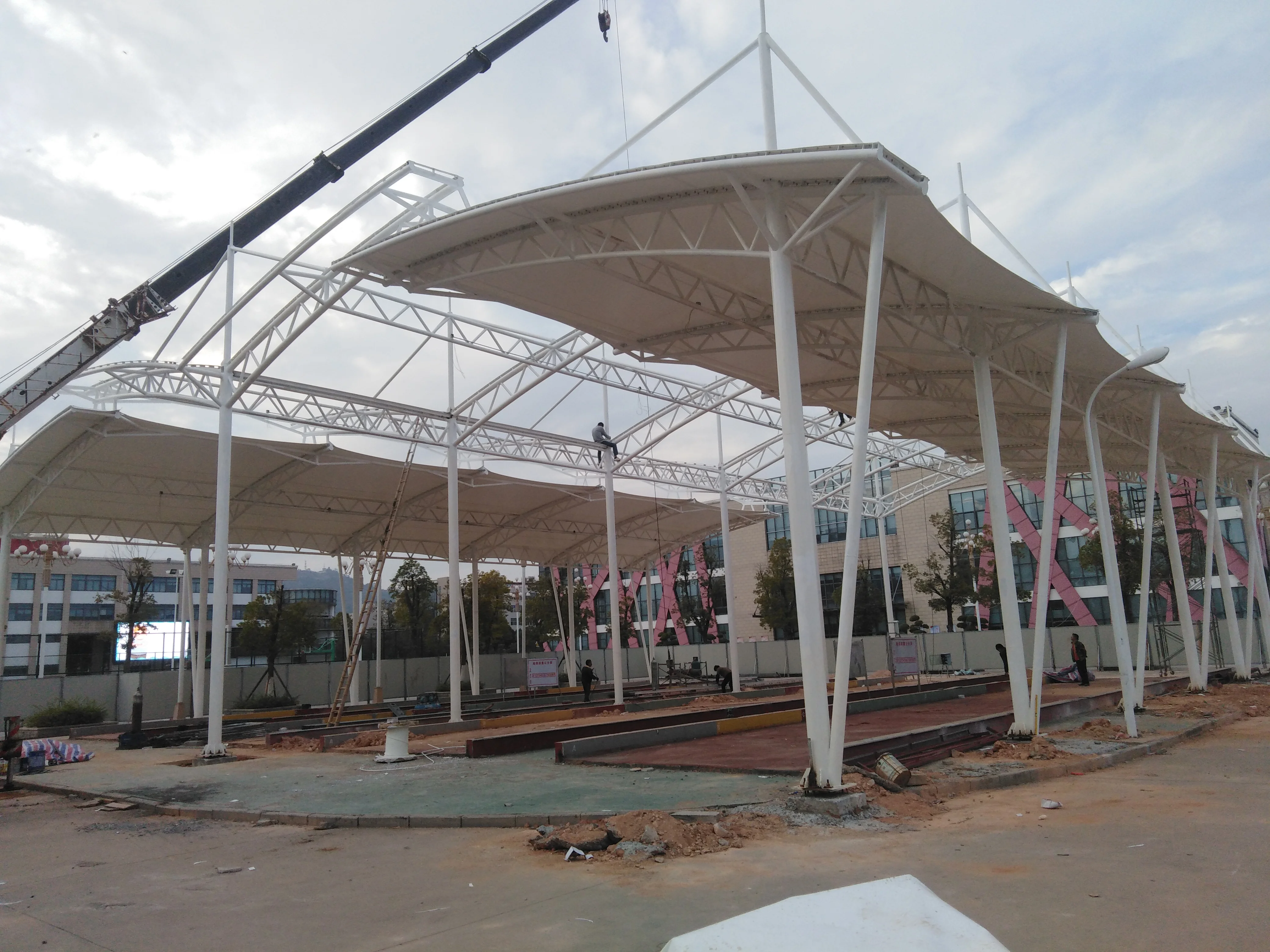 Customised PVDF Fabric Membrane Structure Canopy Roof For Sports Facilities