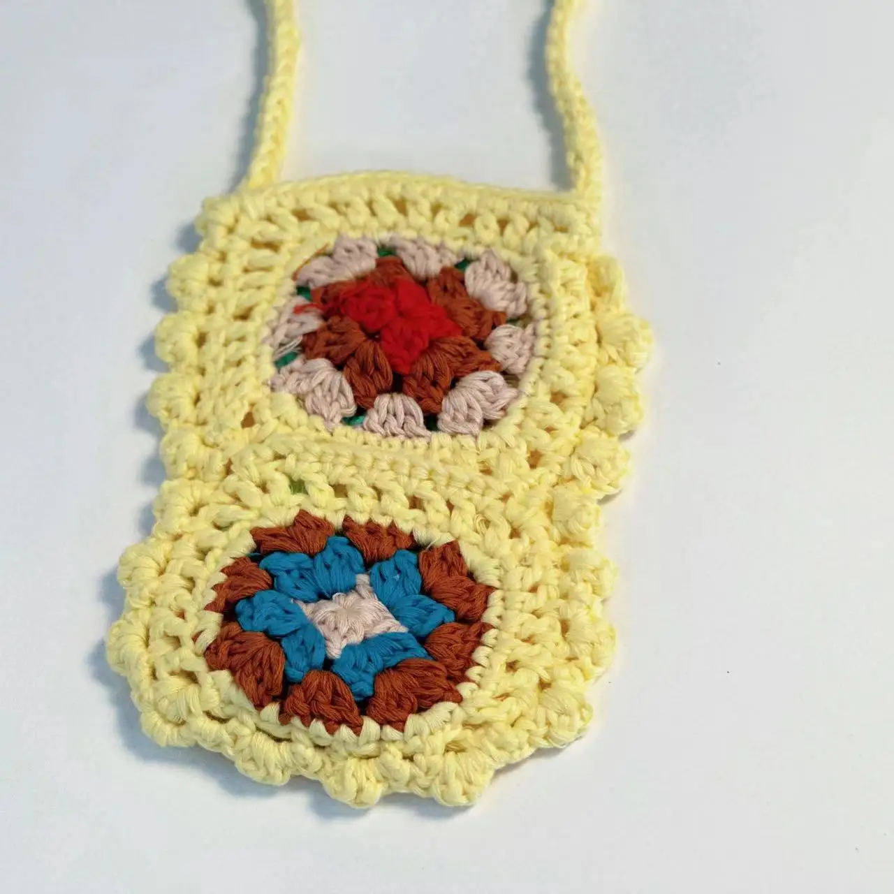 New Candy Color Creative Handmade Knitting Hollow Mobile Phone Bag