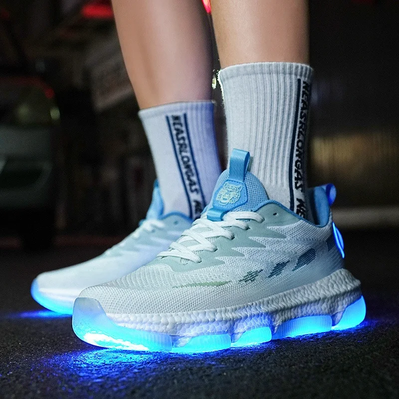 Wholesale fashion flight woven breathable shiny teenage student sneakers rechargeable light-emitting running shoes for kids