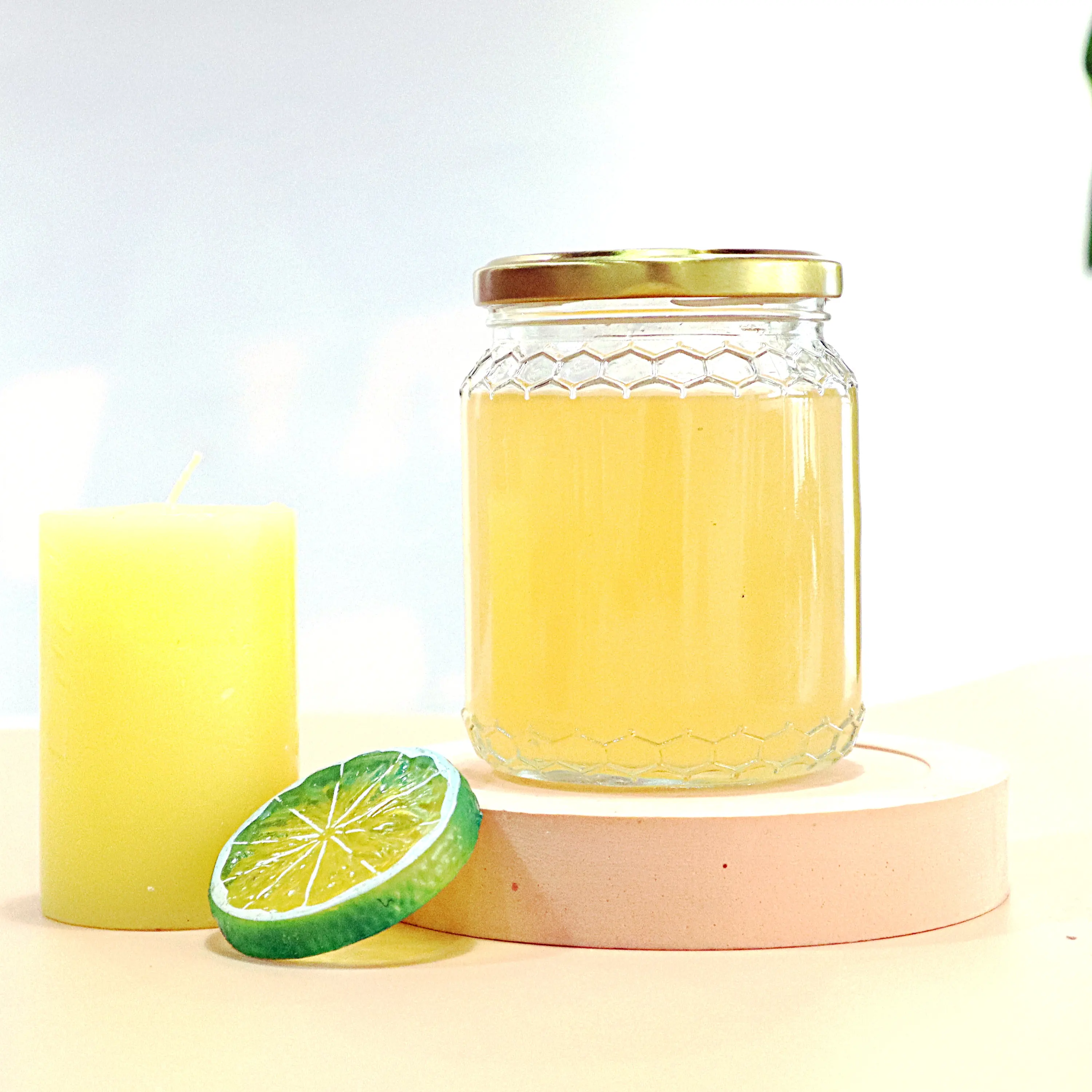 Hot Sale Factory Direct Customized Beautiful Design Flint Glass Honey Jar with Various Color Metal Cap