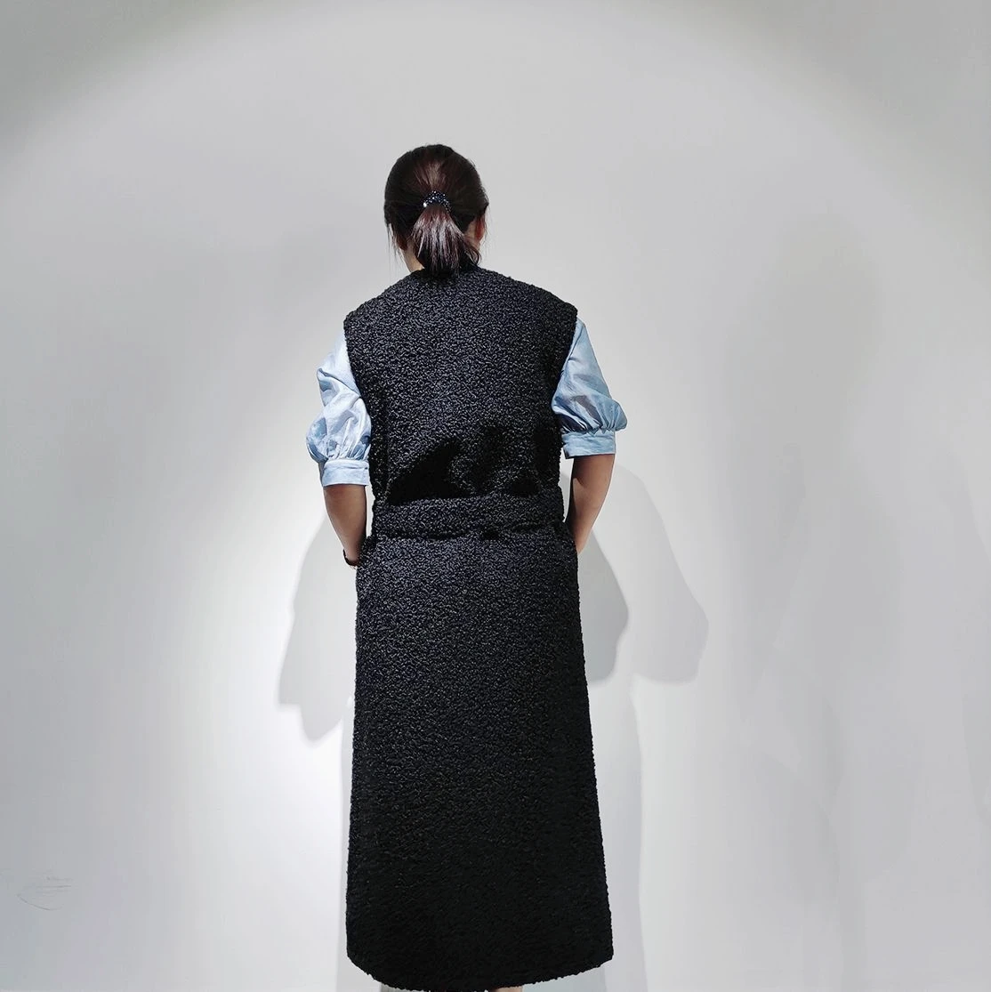 Wholesale Autumn and Winter Long Fashion faux fur sleeveless coats fur long vest women