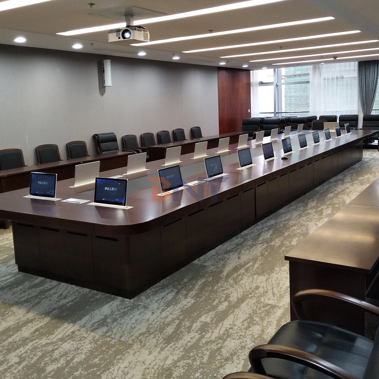 Factory customize 15.6 inch ultra-thin HD screen lcd monitor lift motorized lcd screen lift system for tv conference room