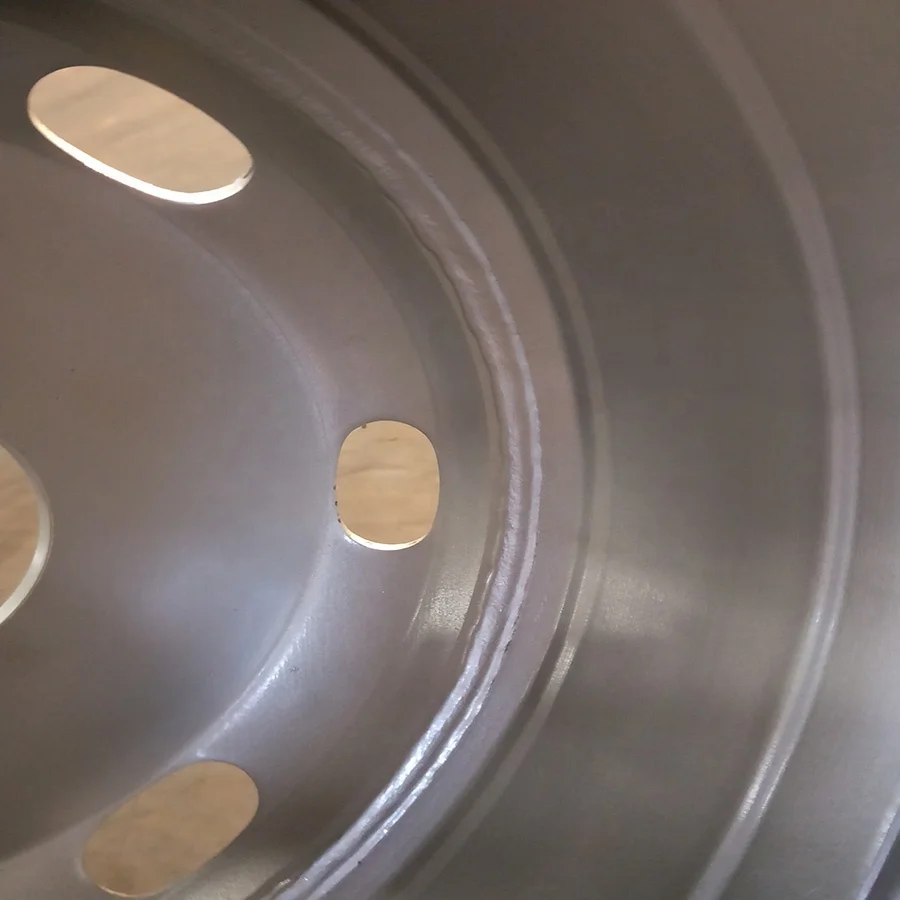 Factory high quality  8.5-24 truck wheel 8.5-24 for  tube 12.00-24  tires   truck wheel rims