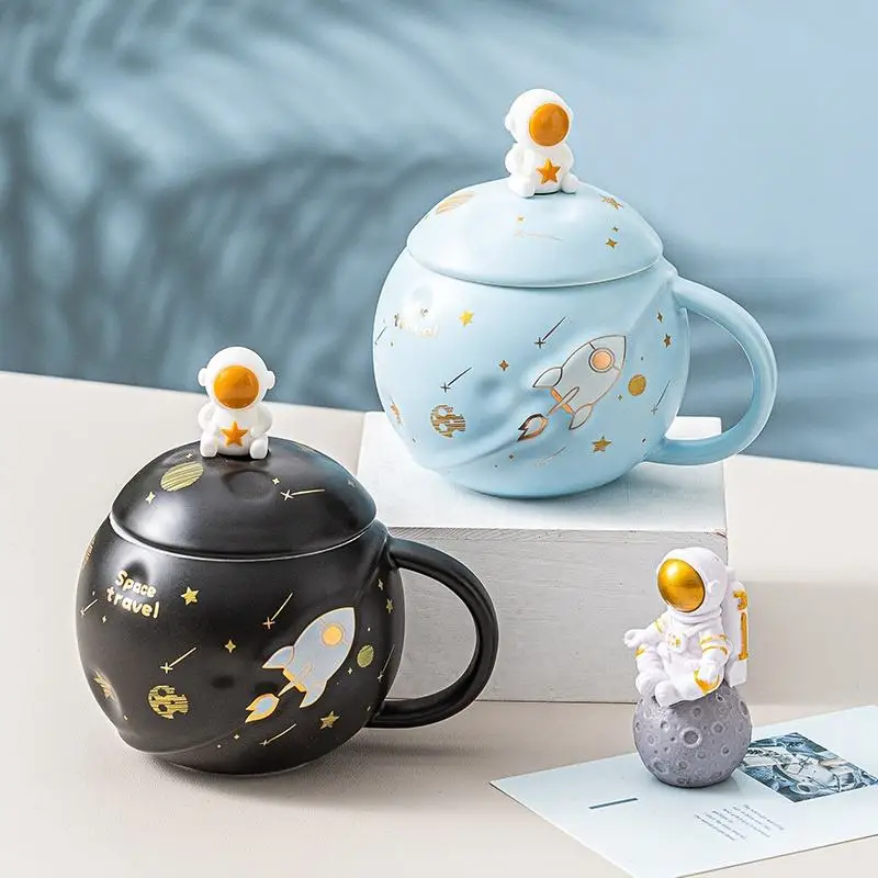 Wholesale New Product Creative Design Of Spaceman Decoration Planet Sky Blue Colour Porcelain Coffee Cup