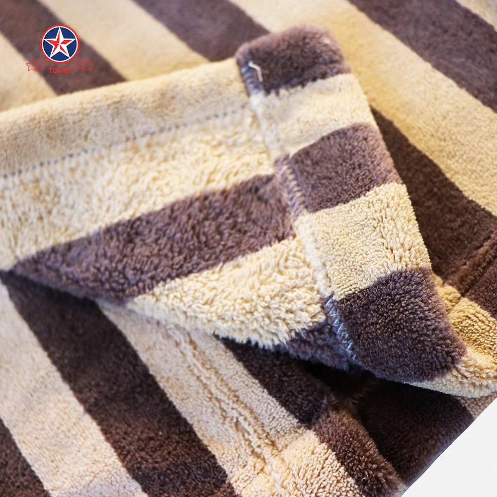 High Quality Polyester Spa Bathrobes Coral Fleece Microfiber Woven Technics for Adults Home Use-Robe