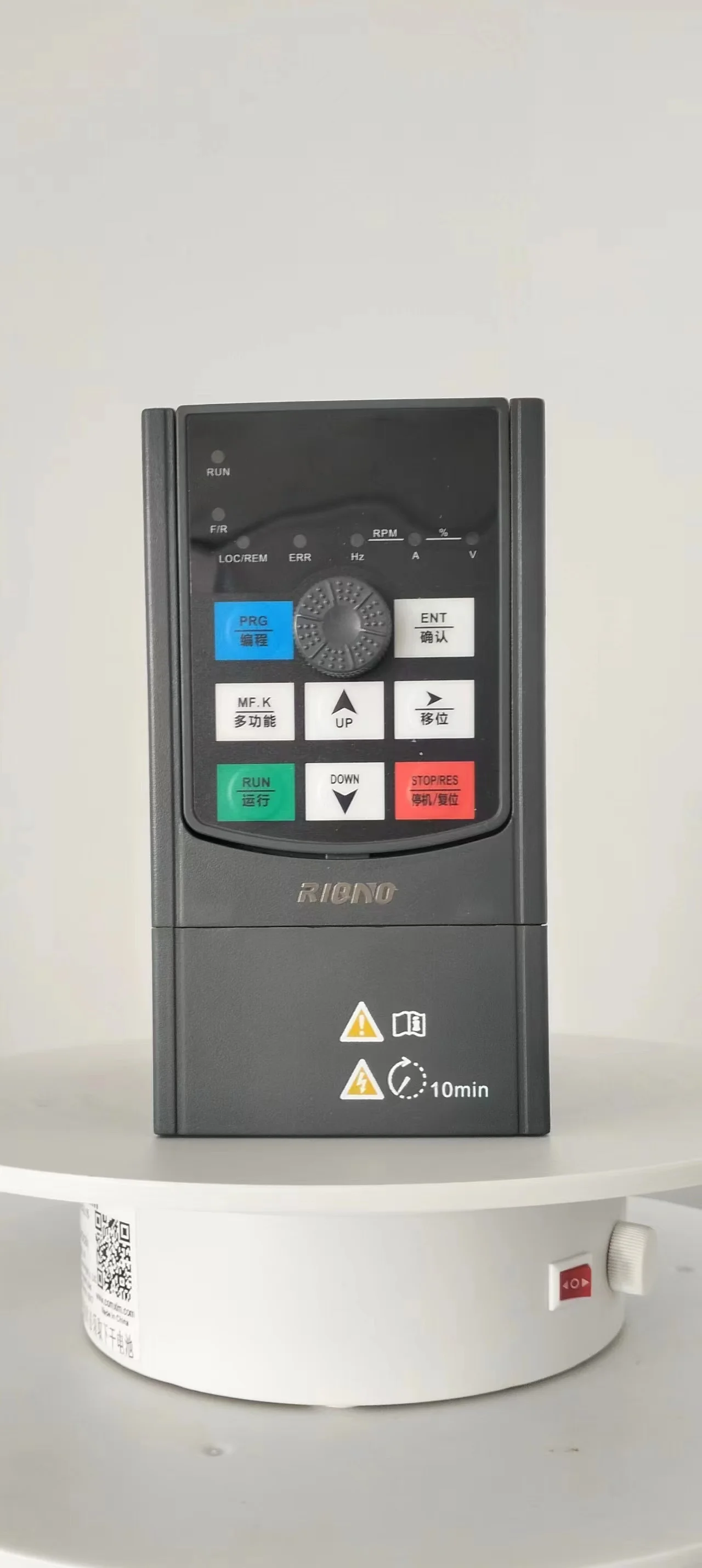 RIQNO A100 380v three phase high quality frequency converter vfd inverter 2.2kw vfd drive for motor vfd ac drive