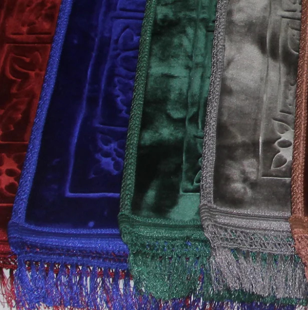 Thick Prayer Carpets Rug High Quality Raschel Muslim Prayer Mat Rug Anti slip The Mosque Muslim Pilgrimage Carpet And Rugs