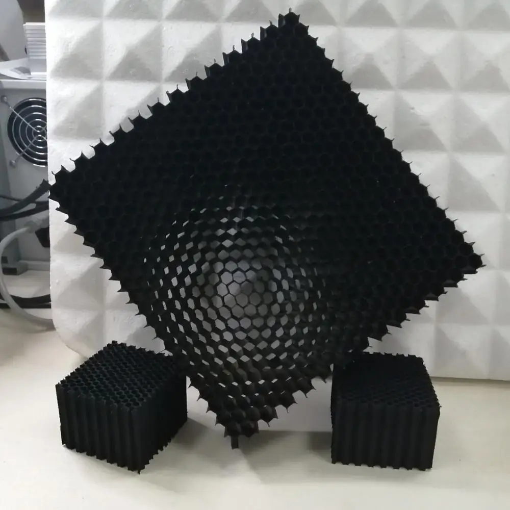 Light-weighted honeycomb  absorbers for microwave anechoic chamber