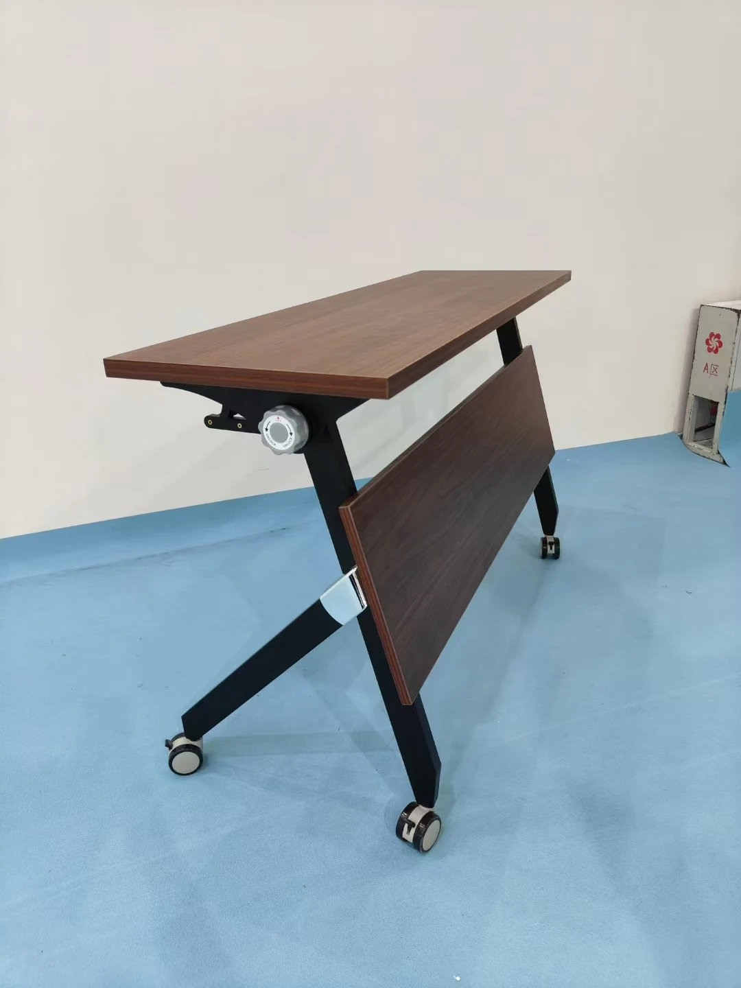 hot sell Office Furniture Workstation Foldable Training Table Meeting Room Table Large Small Folding Flip Top Table