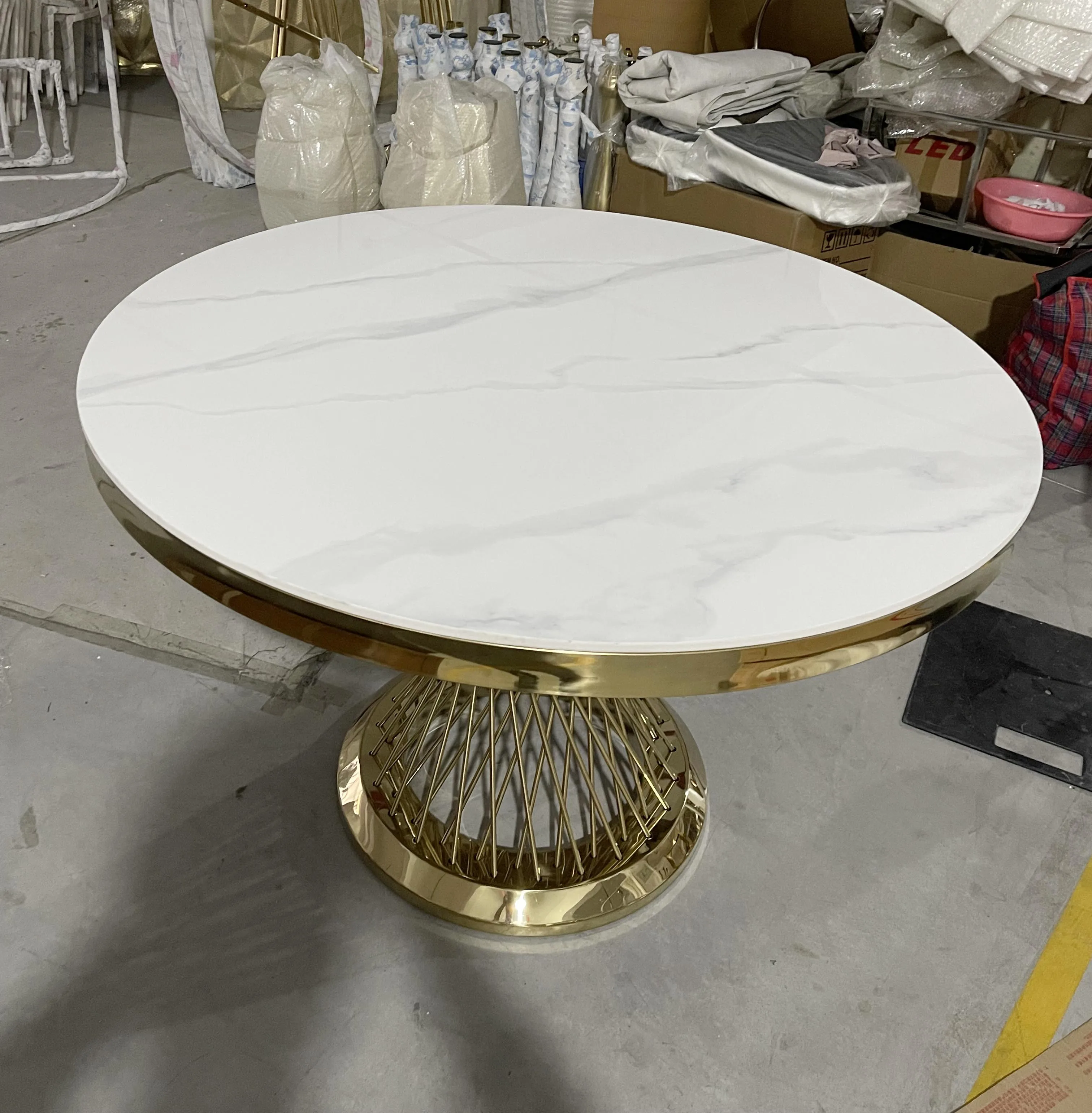 wedding cake stands event party dining table with 48 inches White SINTERED STONE top