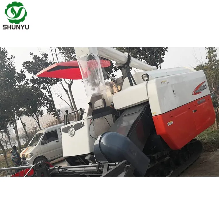 high quality used Japan KUBOTA PRO688Q rice combine harvester