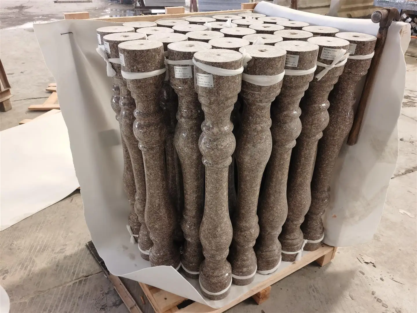 Brown Granite Stone Outdoor Handrail Balcony Stair Baluster Railing Design