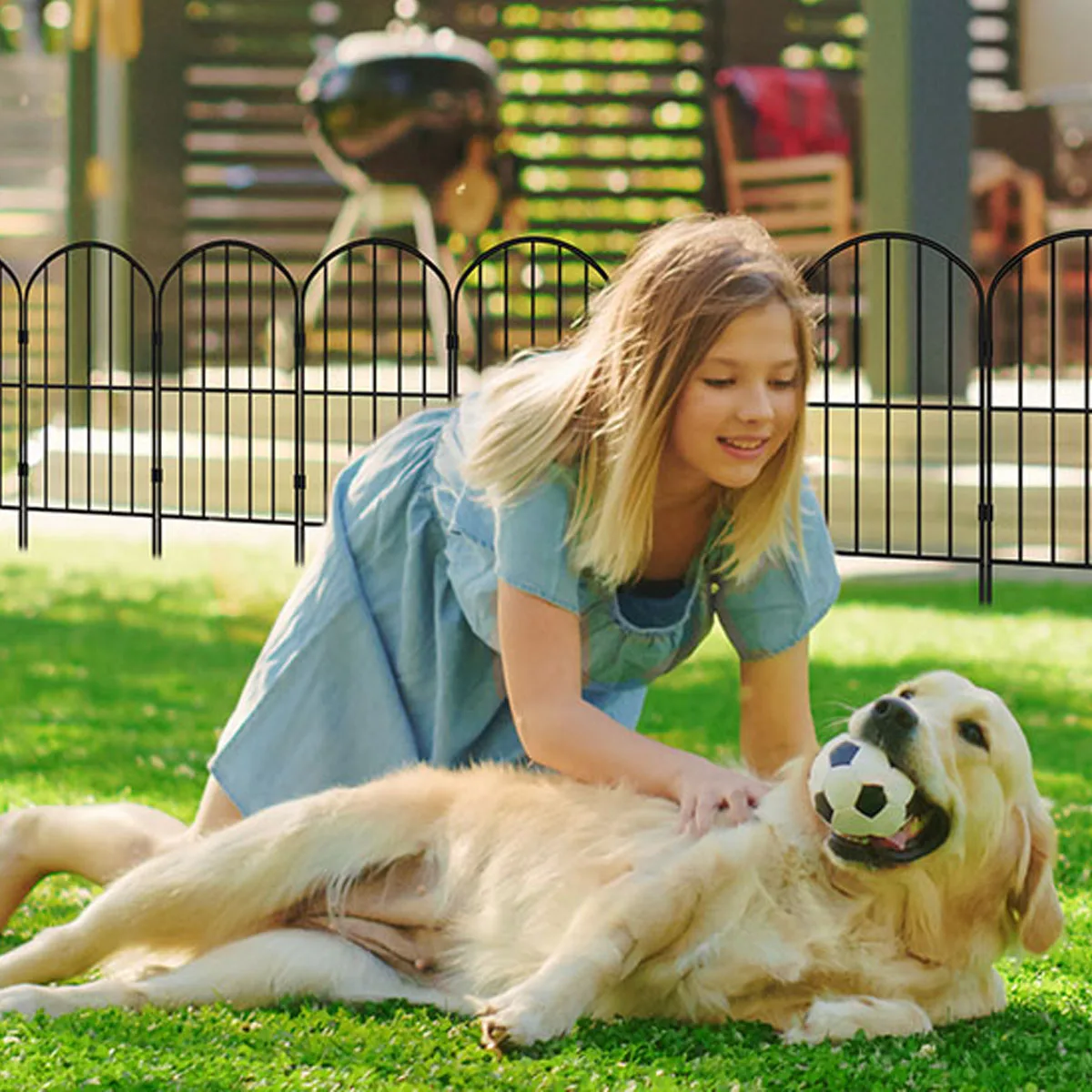 Black Powder Coated Wrought Iron Garden Fence Decorative Steel Pale Picket with Galvanized Frame for Farm and Pool Use