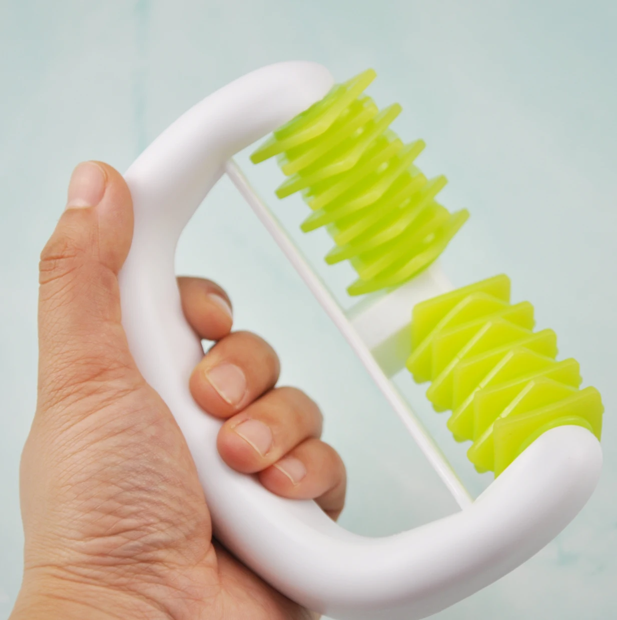 Body Massage Tools Cellulite Remover Massage Roller Arm Foot Massager Brush for Relaxation