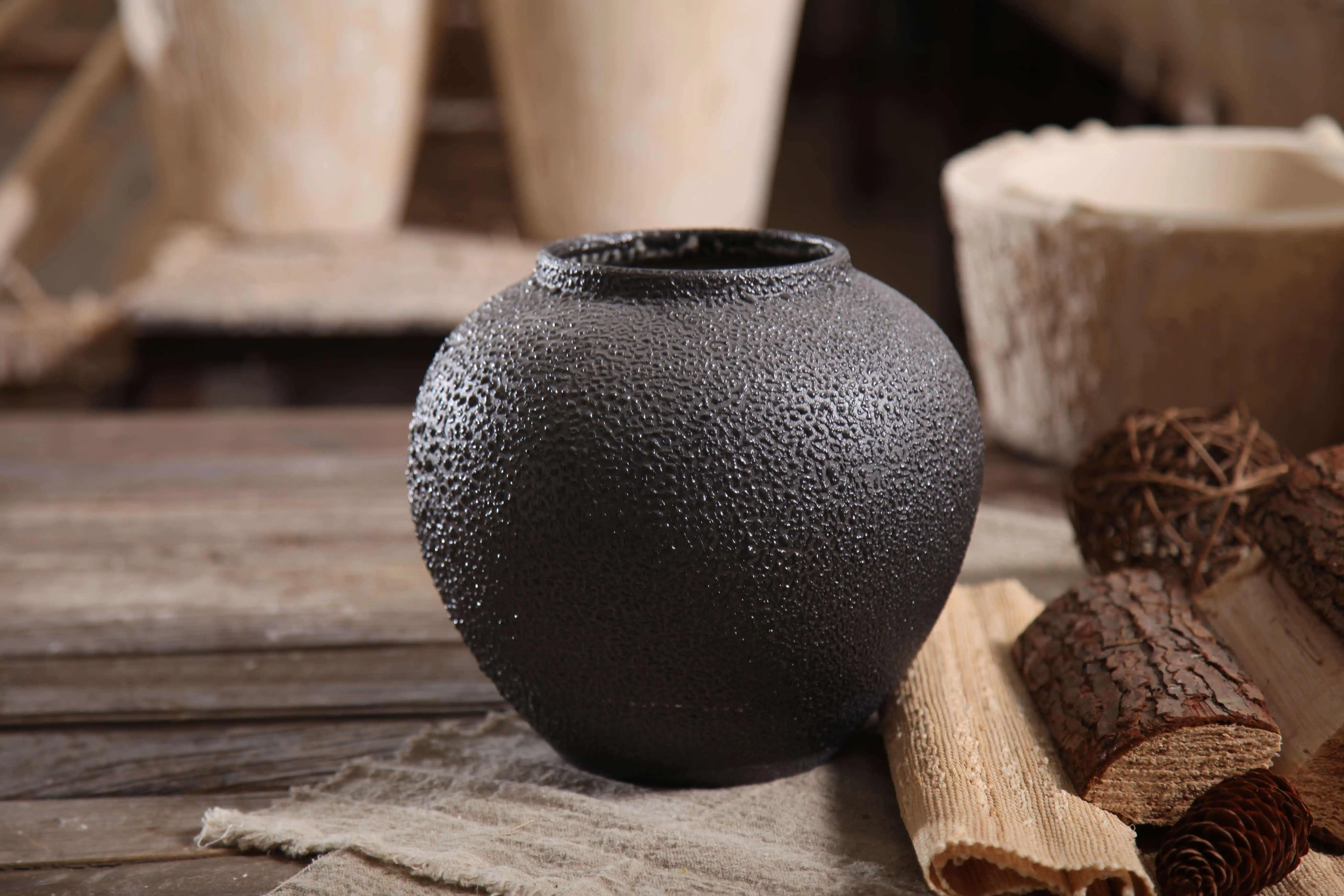 Wholesale Farmhouse Living Room Home Decoration Big Floor Vintage Antique Ceramic Vase