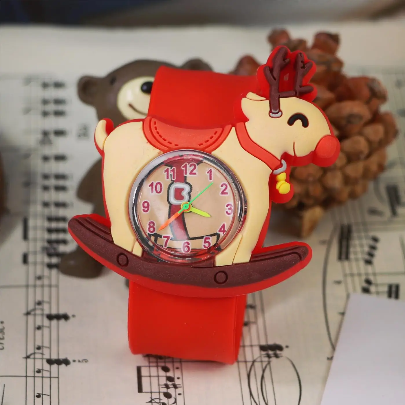 Best selling Cheap Christmas Gift Children Slap band Cartoon watch Low cost electronic toy kids watch