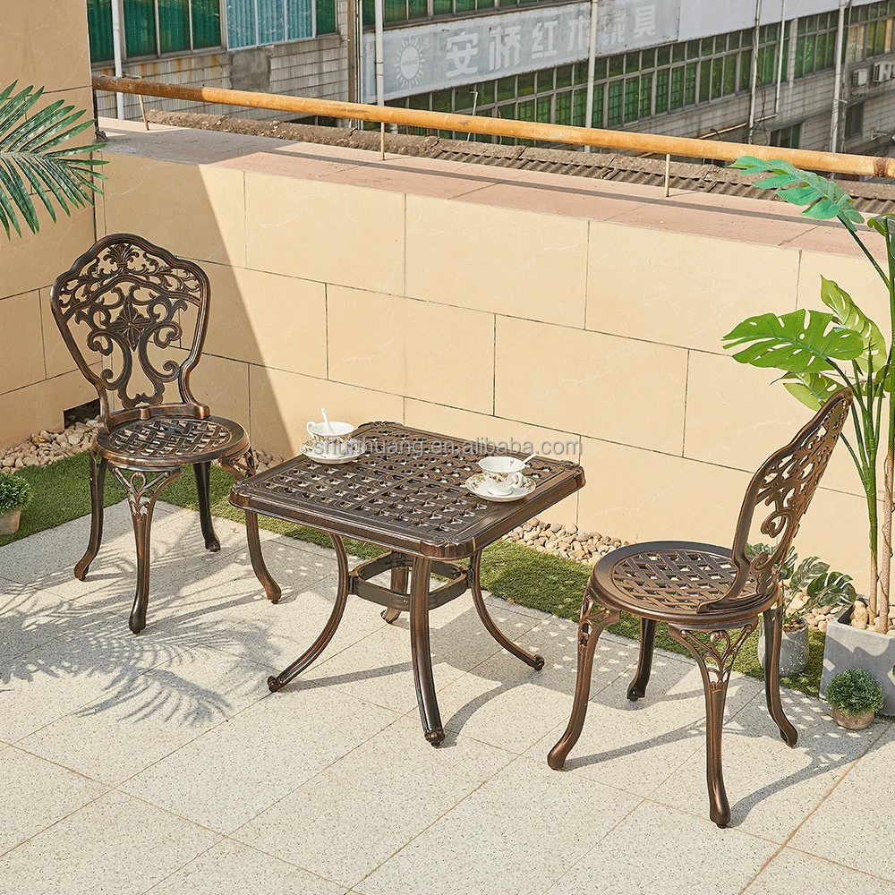 Newest design beautiful hotel garden furniture set metal dining set leisure end table