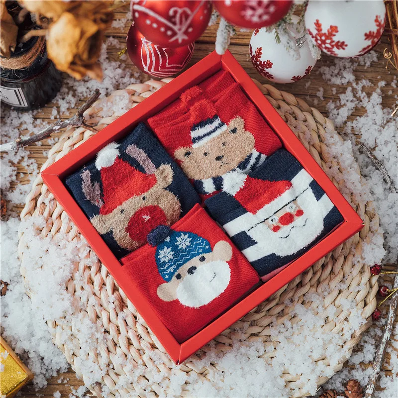 
New 4 pairs of Christmas socks cartoon cotton gift box socks wholesale 