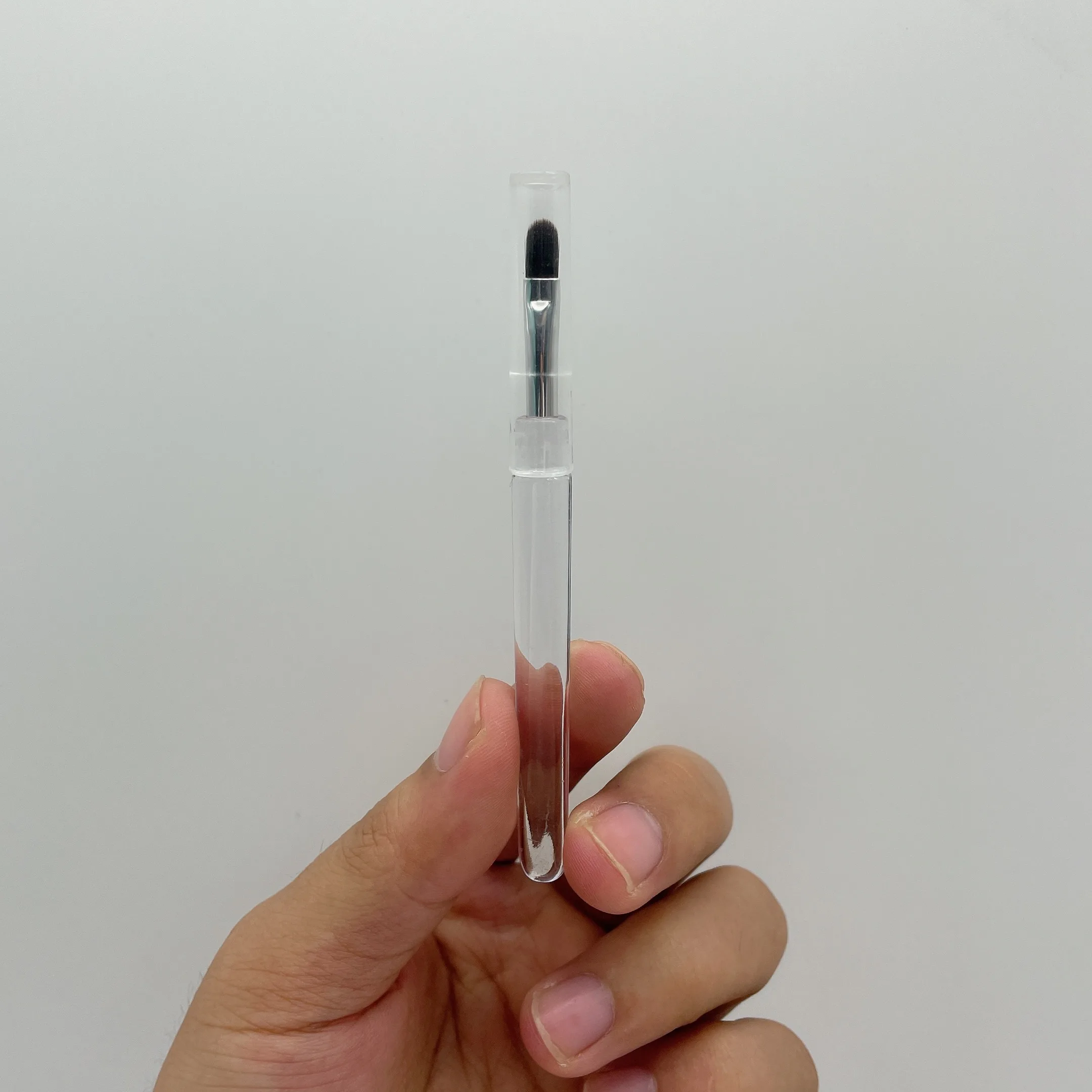 Portable Travel Mini Lipstick Lip Brushes Synthetic Concealer Makeup Brushes Cosmetic Tool with Case