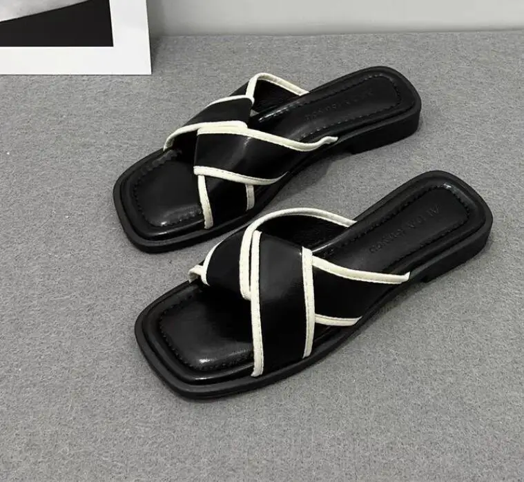 Fashion Women outdoor Slippers Sandals Summer cross Flat Slip On Sandalias Ladies elegant Slippers