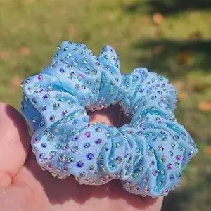 Wholesale custom fashionable glitter colourful hair scrunchies glitter sparkle bling competition fabric hair tie for girls