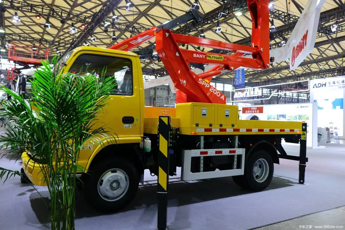 Qingling Isuzu ELF 120 horsepower 4X2 Aerial work truck (Sany brand) lifting height of 55m  holding 3 man  aerial platform truck