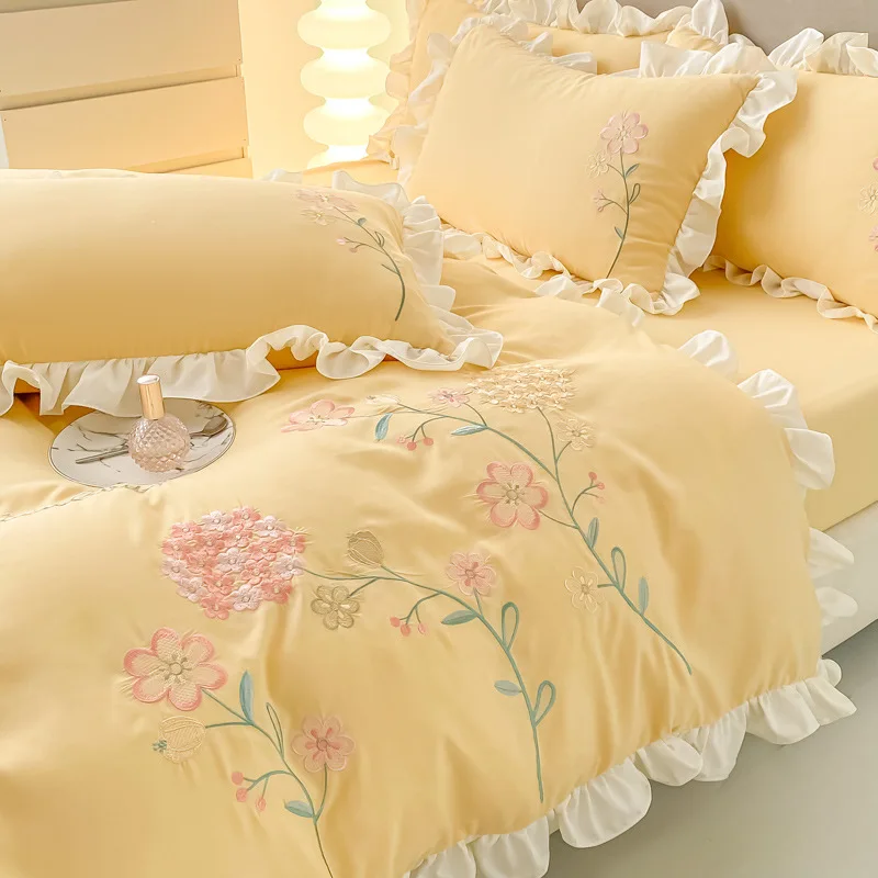 Sunny Textile Four-pieces Washed Cotton Duvet Cover Set Cotton Embroidery Bedding Set