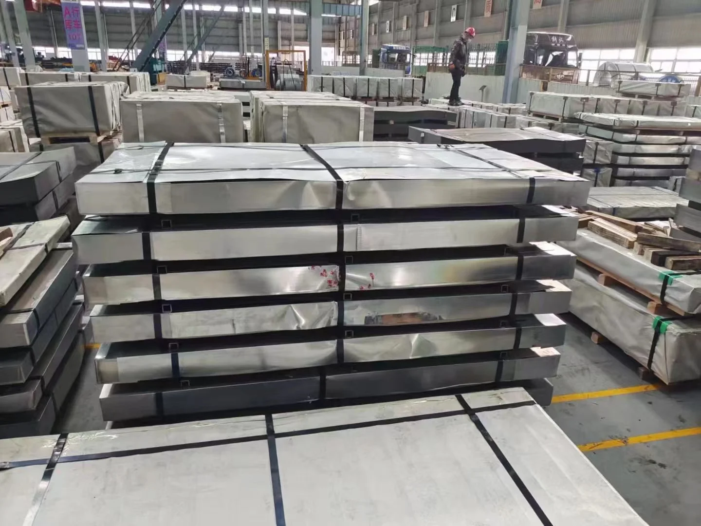 8K Mirror Cold Rolled Stainless Steel 316L Coil and Sheet AISI 304 Sheets