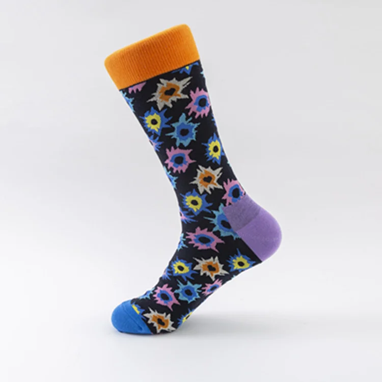 China Gold Manufacturer High Quality Designer Fashion Luxury Custom Combed Cotton Socks for Men