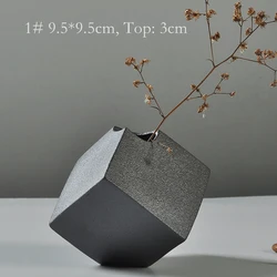 2022 New Creative Modern Unique Matte Black Ceramic Nordic Vase for Flowers Home Decor