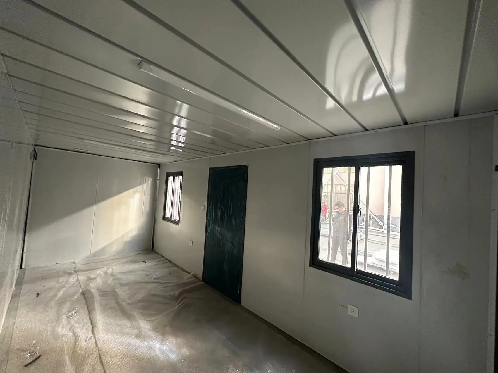 Cheap Price Prefabricated House Container Modular Steel Building Office Shop Sandwich Panel Z-Folding Container House 20ft 40ft