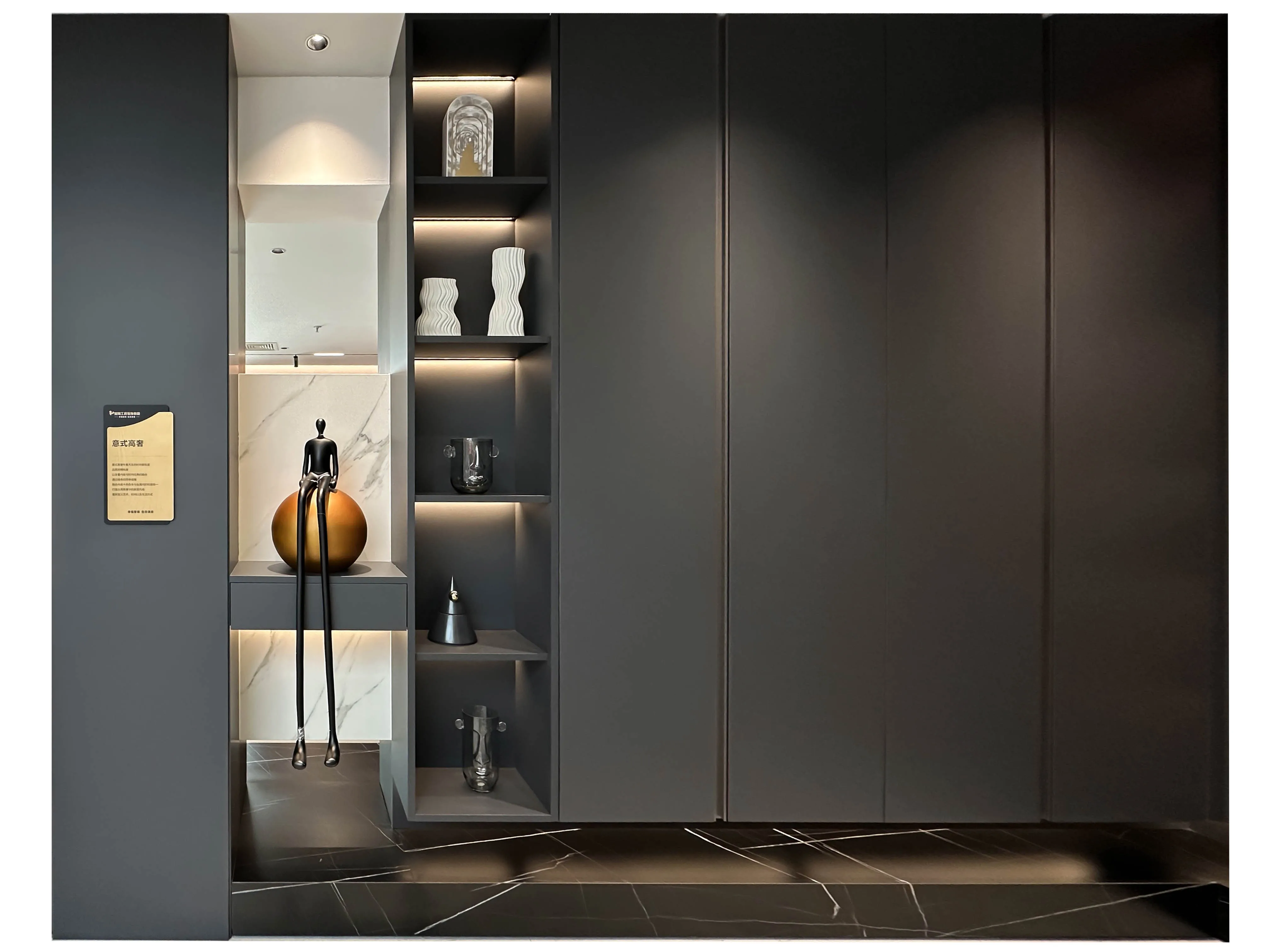 2024 Eco-Friendly Materials Wooden Entryway Cabinet Italian Style Entryway Cabinet Customizable Size Color