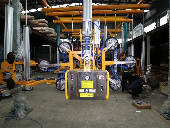 Adjustable handle 4/6 Suction Cups Pneumatic Glass Lifter Sucker with Column for glass processing