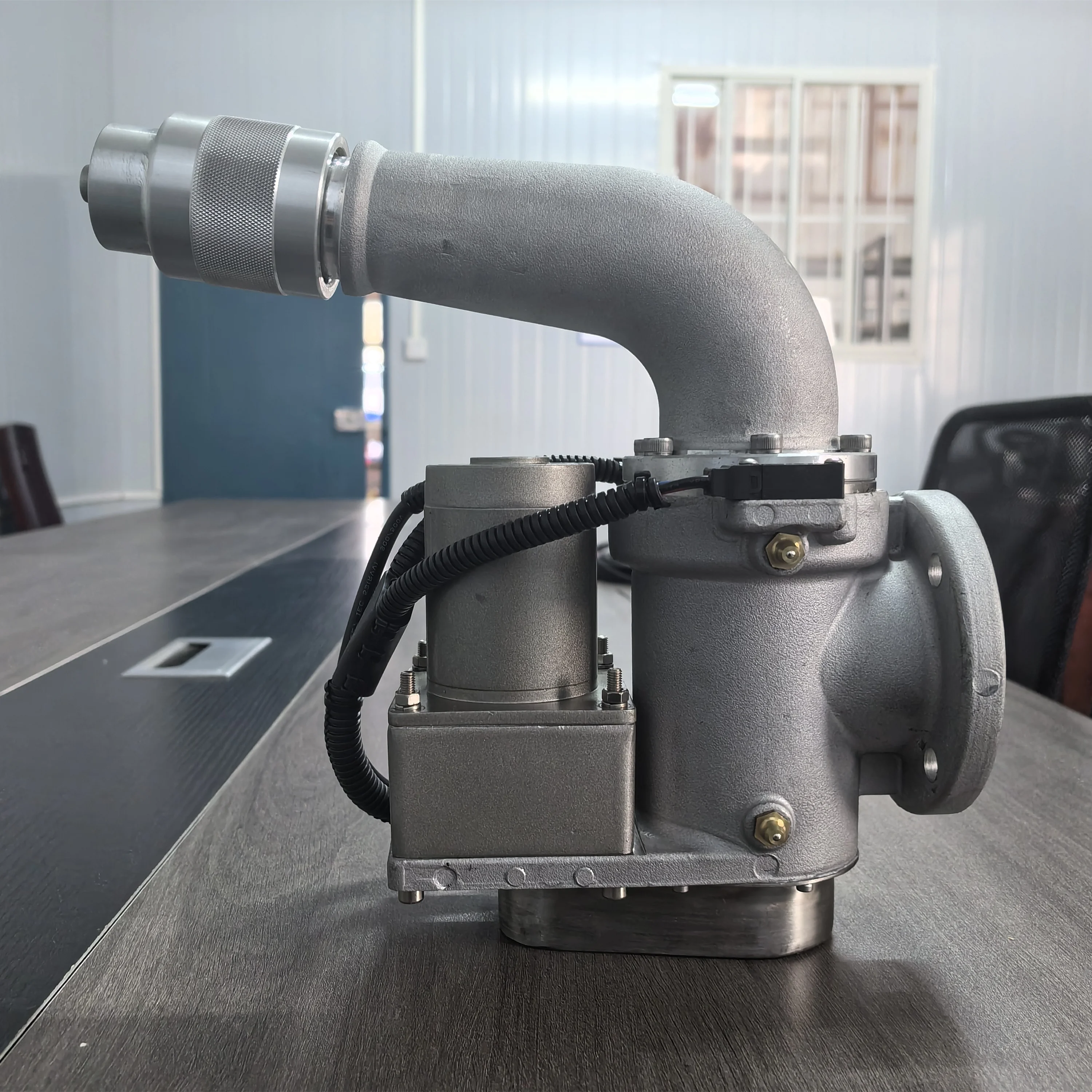 Premier Electric Front-Mounted Nozzle: Streamlining Road Cleaning Vehicle Efficiency