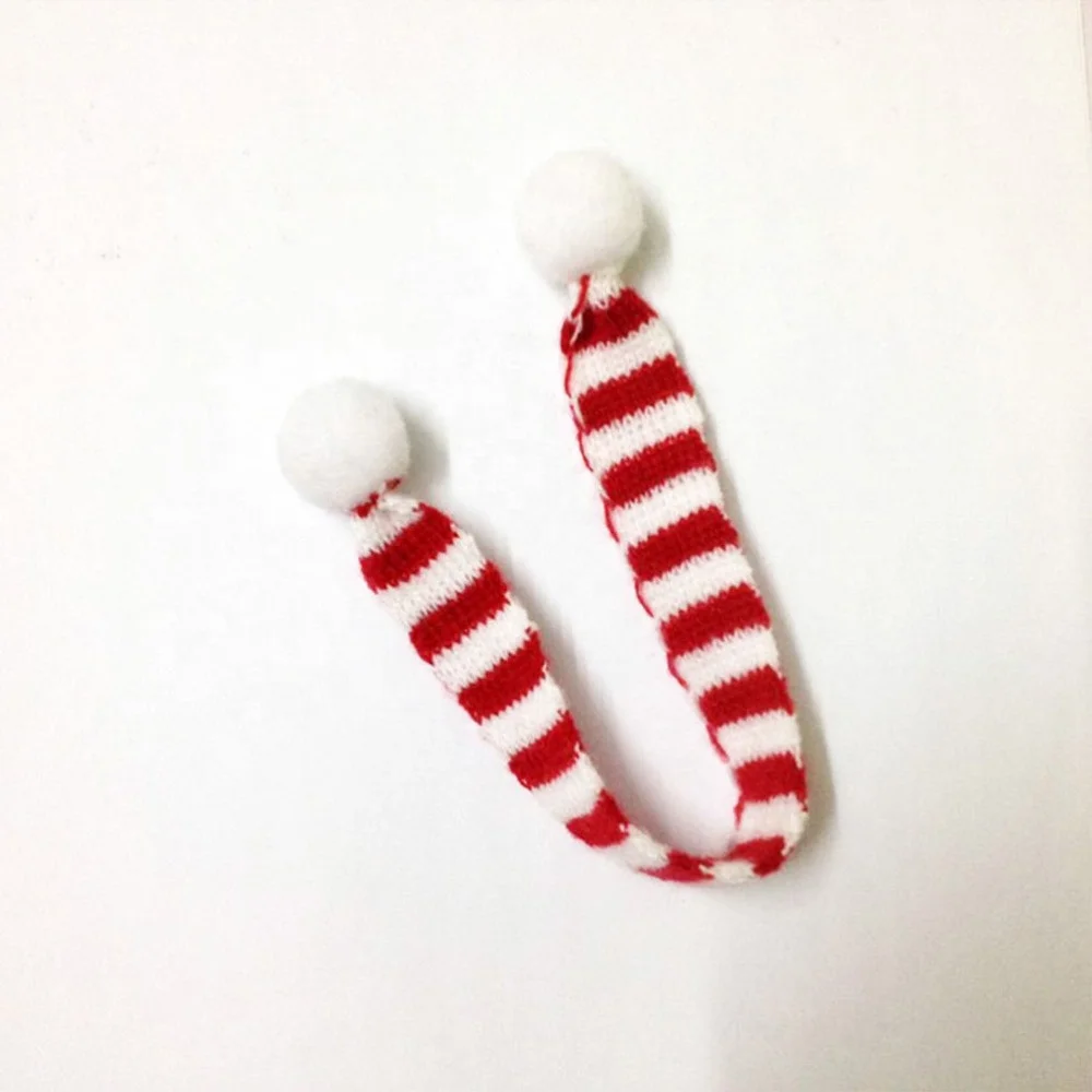 Mini Hat for Crafts Christmas Knit Hat and Scarf Red Green Knitted Wool Ornament Cute Doll Clothes Accessory Toy Decor
