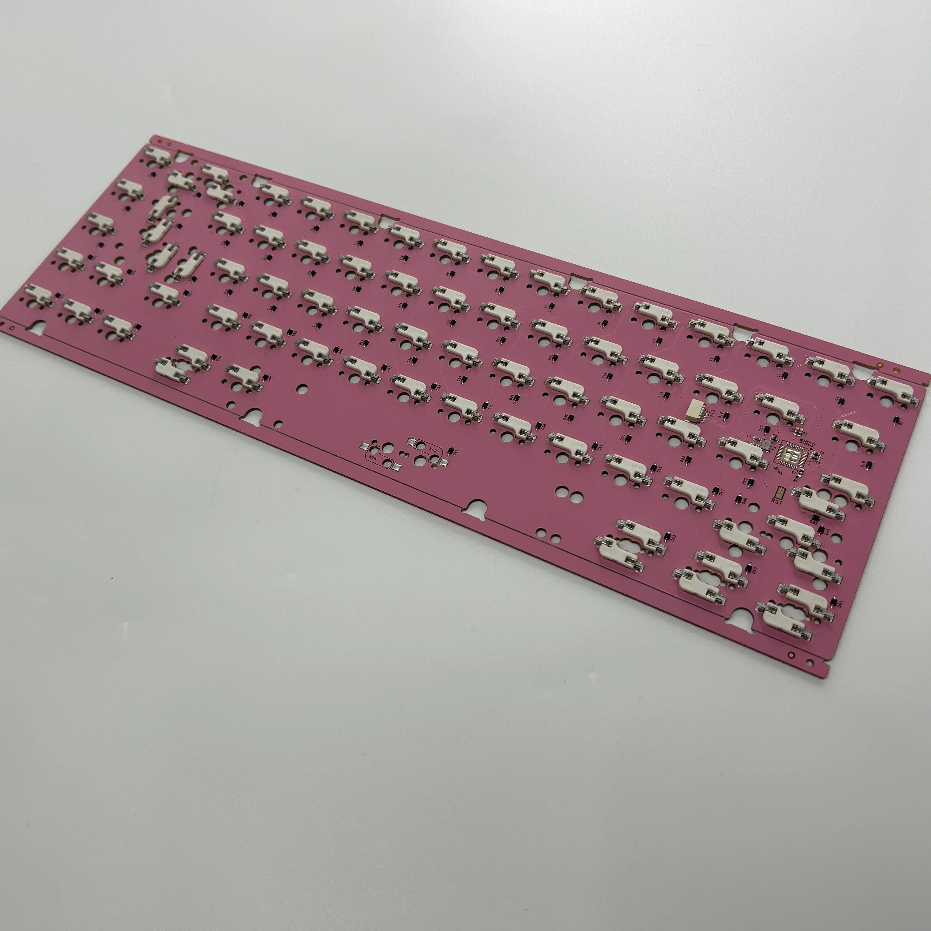 PCB клавиатура в сборе Тип C Горячая замена 60% 80% WKL Qmk через клавиатуру PCBA