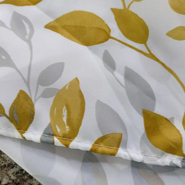 Scenery leaf Printed shower curtain polyester yellow shower curtain with 12 good hooks